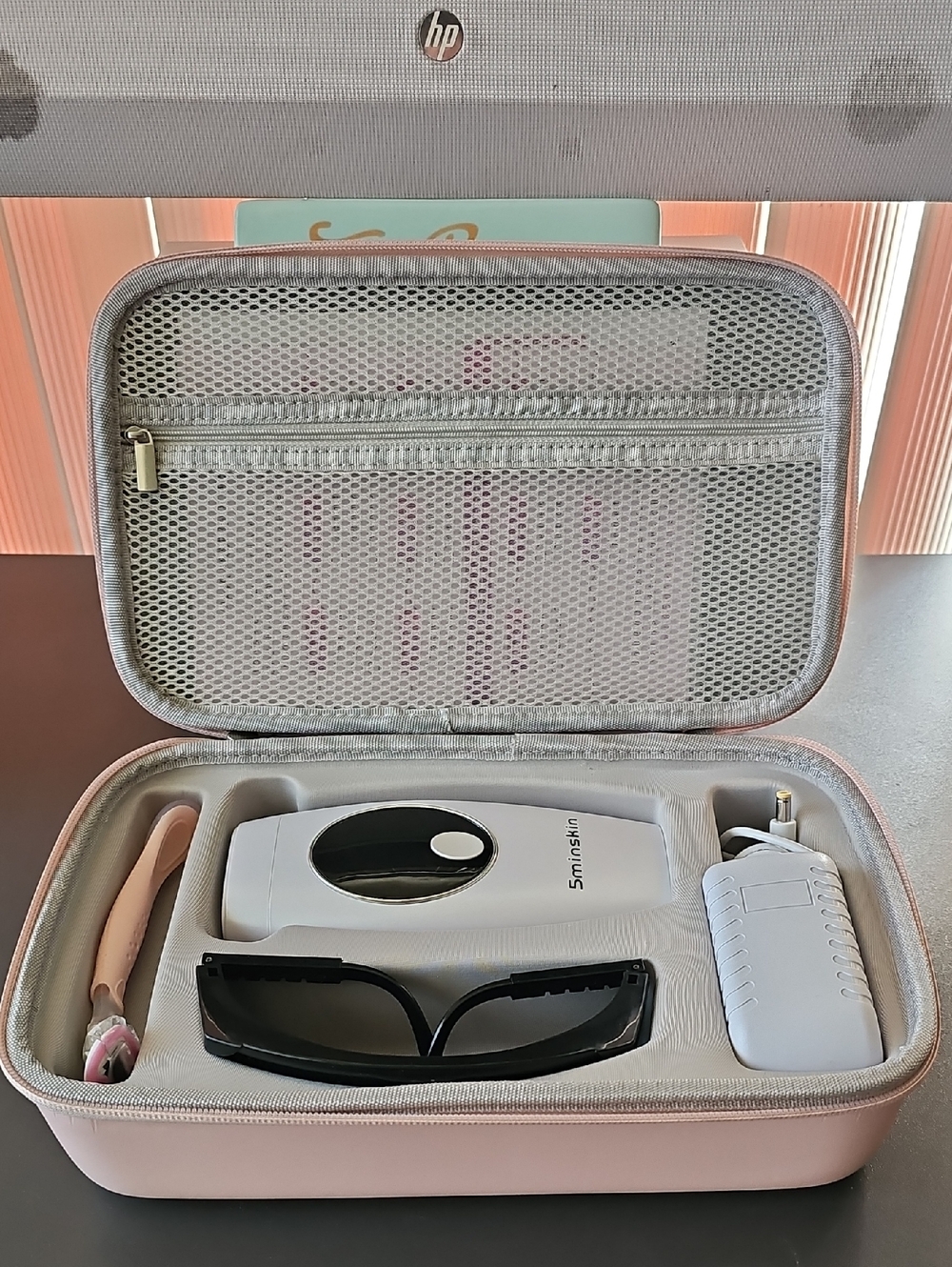 5 Minute SKIN : The Sculpt 2.0™#1 Pain-Free At-Home Laser Hair Removal Device - Picture 2 of 9